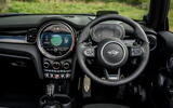 13 Mini Convertible 2021 RT dashboard
