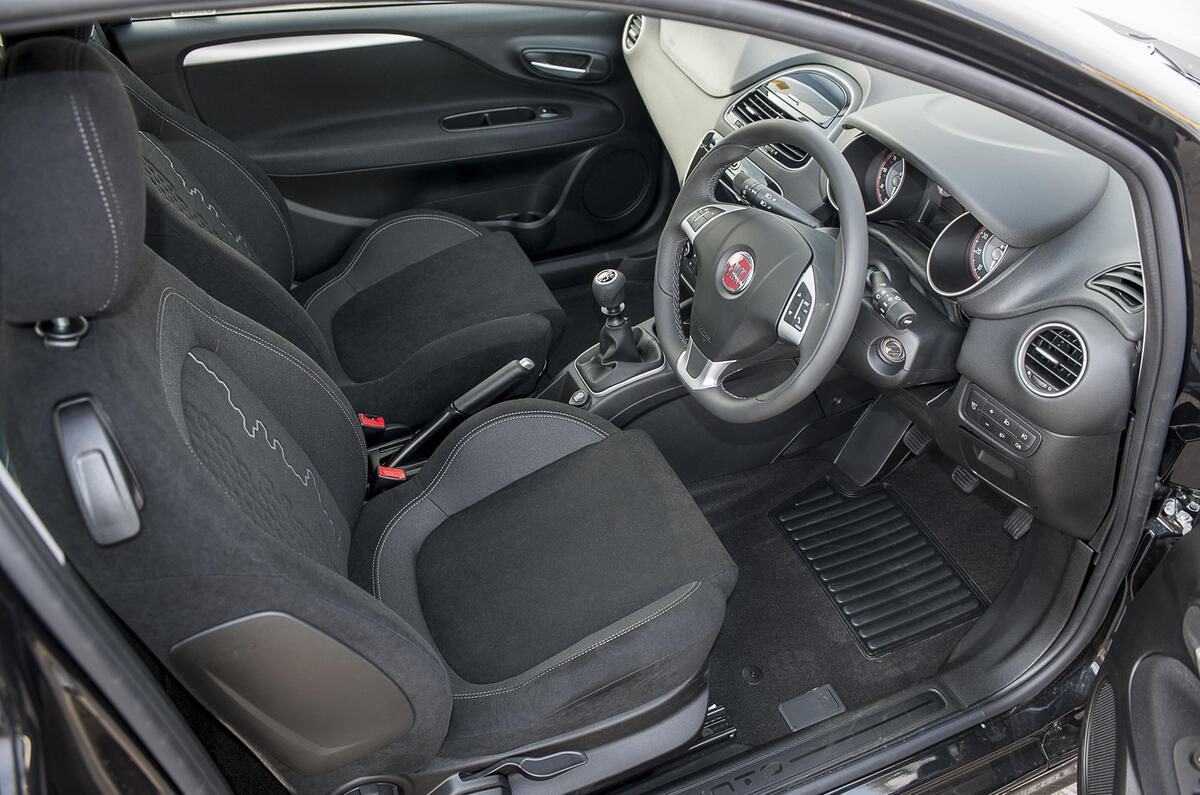 Fiat Punto interior