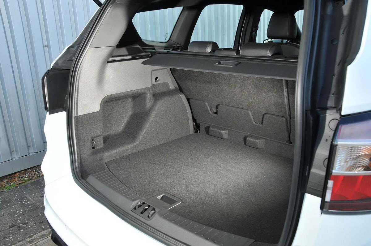 Ford Kuga boot space