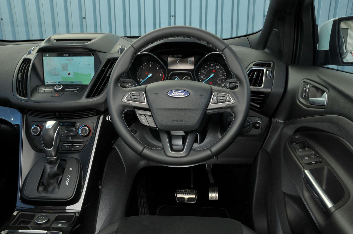 Ford Kuga dashboard