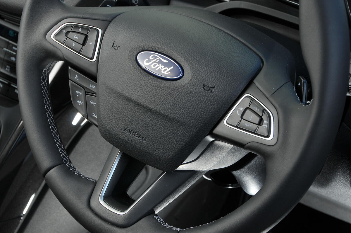 Ford Kuga steering wheel