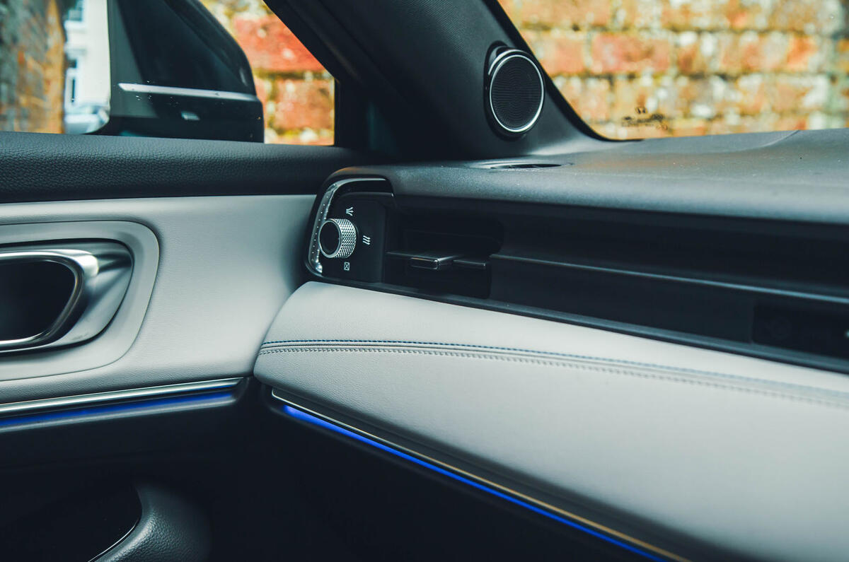 honda eny1 review 2023 014 trim