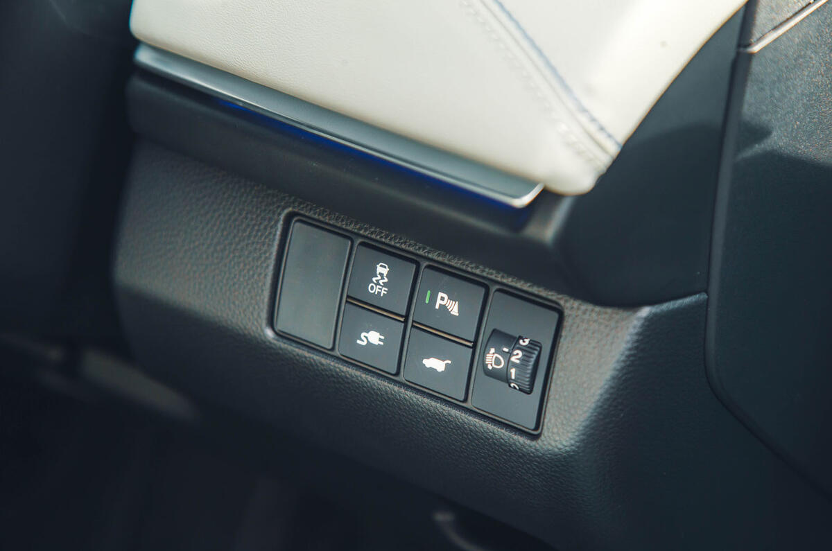 honda eny1 review 2023 018 assistance