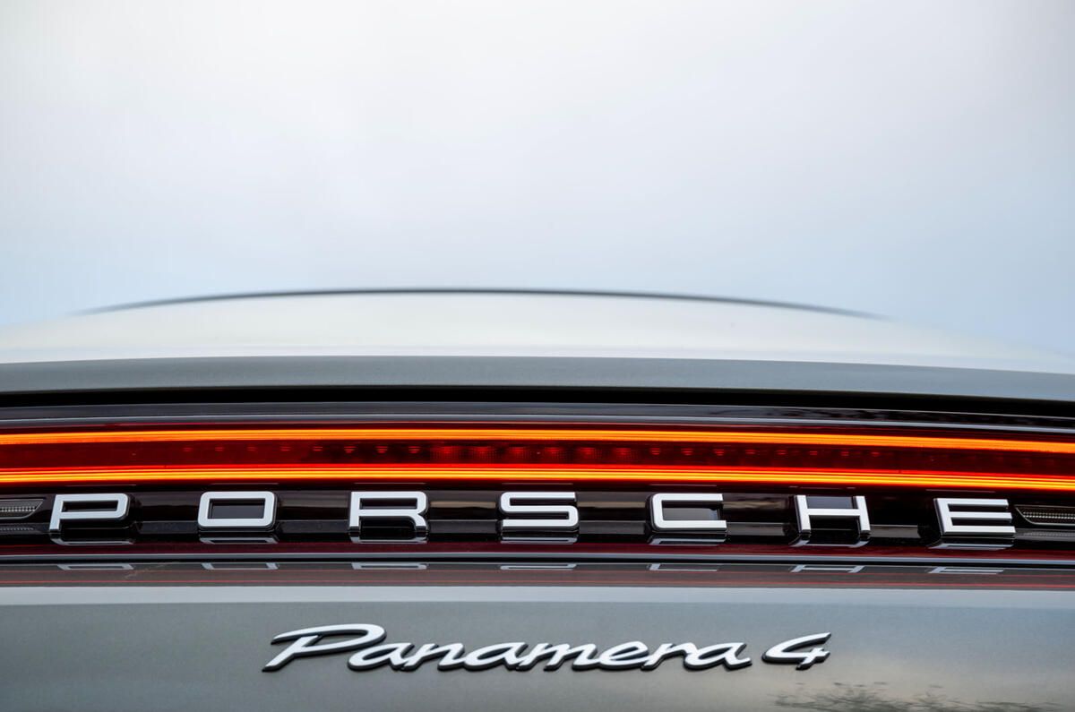 porsche Panamera 4 E Hybrid review 2025 008 badge