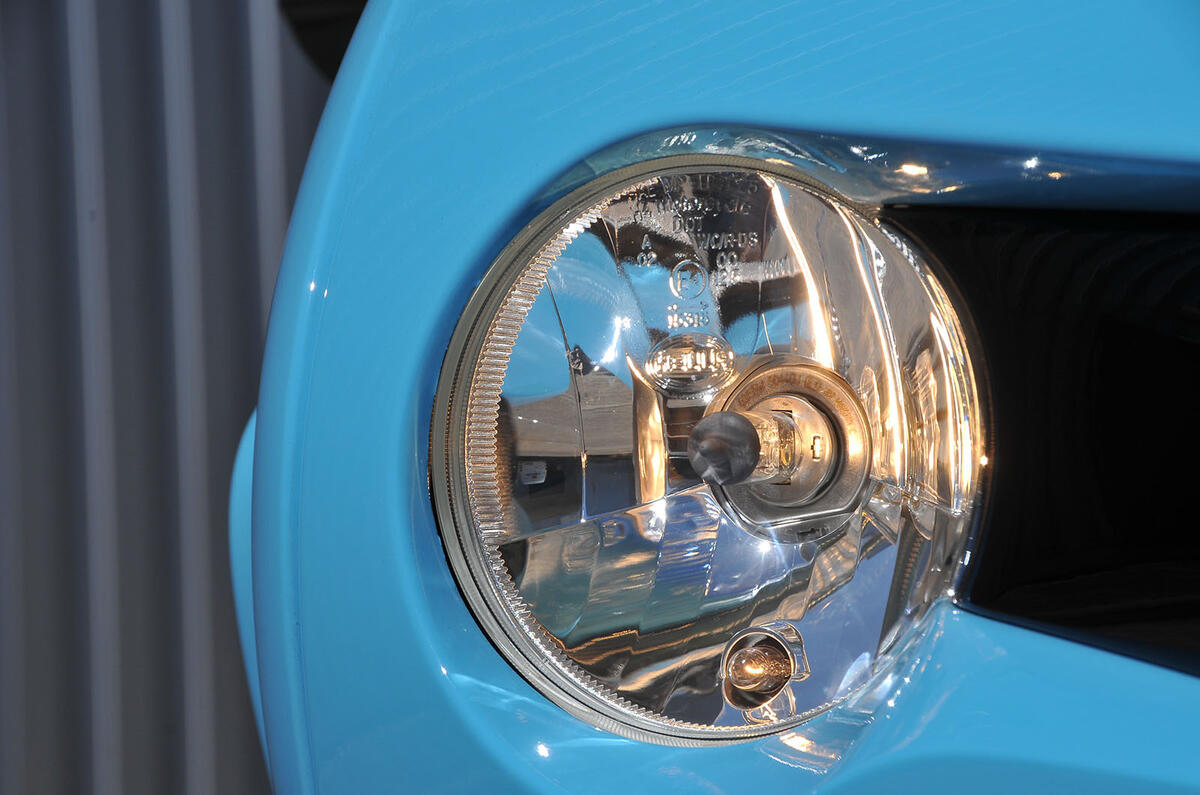 Renault Twizy headlamp