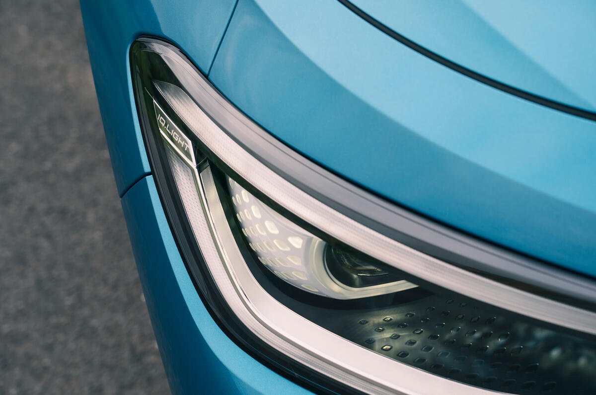 Volkswagen ID 5 light