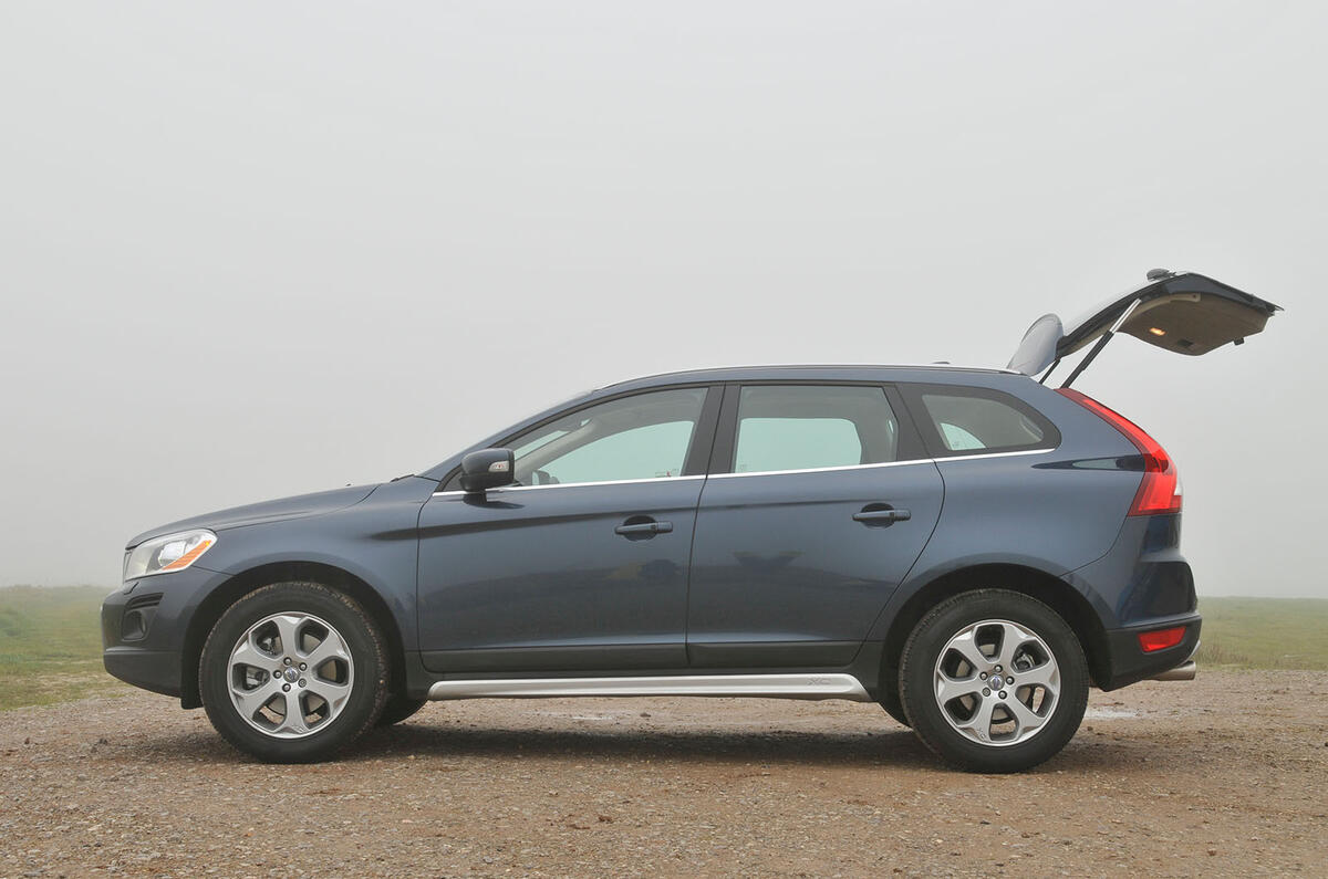 Volvo XC60 boot open