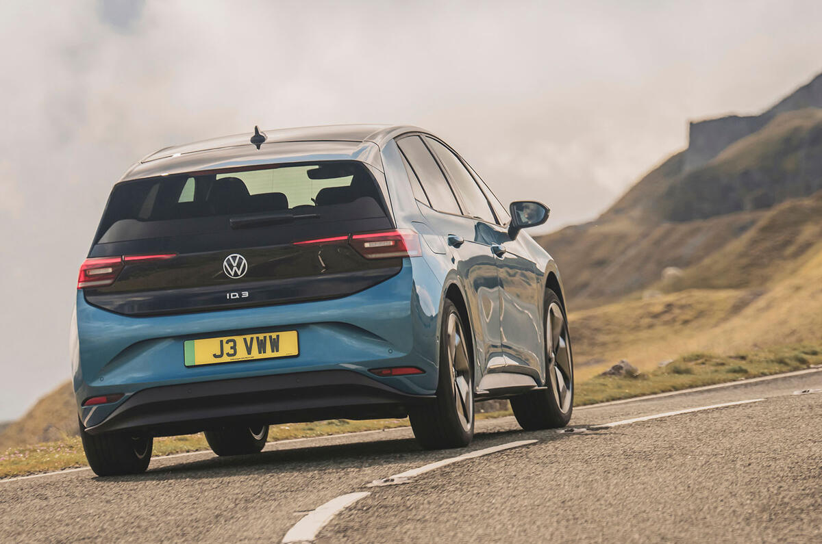 vw id3 review 2023 03 cornering rear